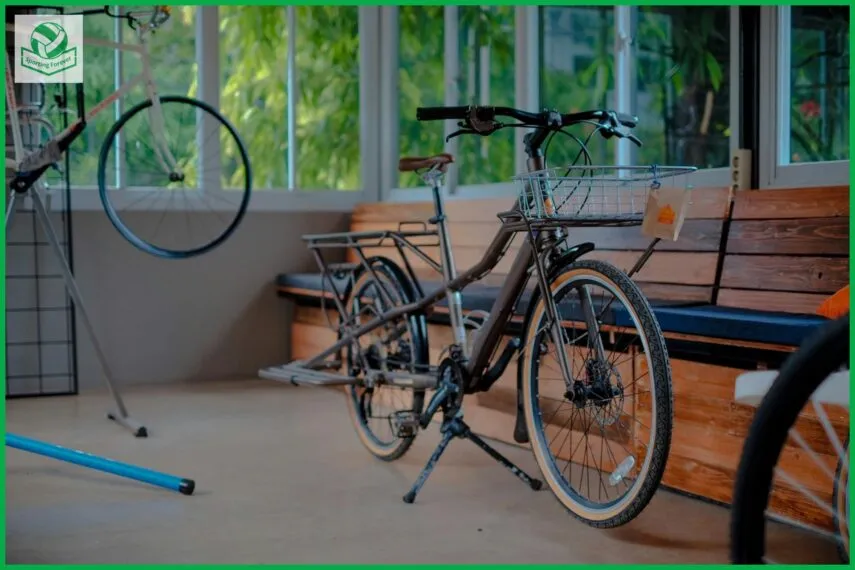 Onde guardar equipamentos de ciclismo sem ocupar espaço em casa